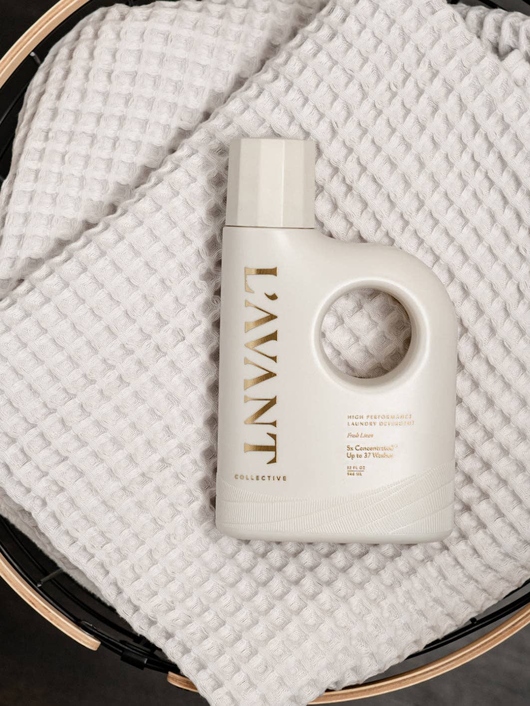 High Performing Laundry Detergent - Fresh Linen L'AVANT Collective