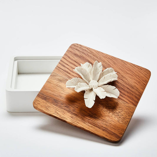 LUXOR 15 cm wooden box with lid and porcelain flower