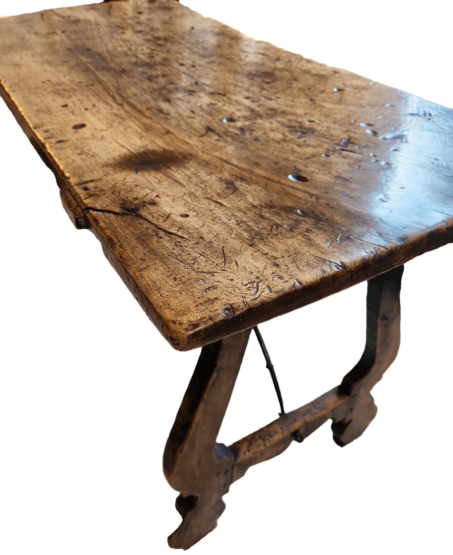 17th Century Walnut table with Iron fiadores