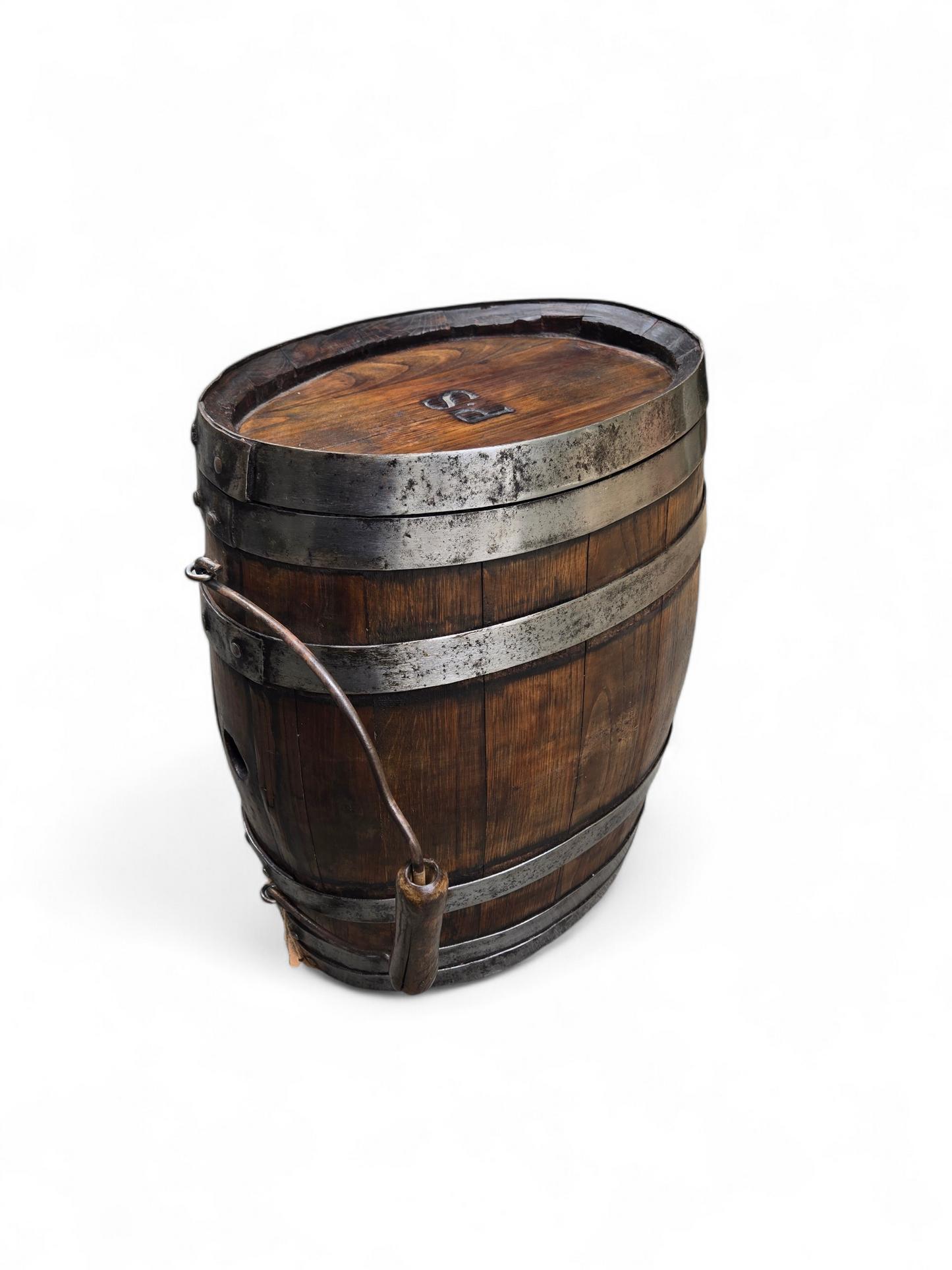 Antique small wine cask with handle